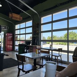 Brake Burger Garage - Front dining view