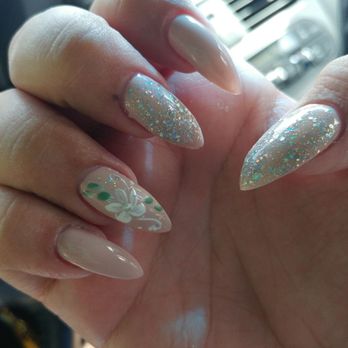 Professionail & Spa - Nail Salons Near Me - Rowland Heights, California