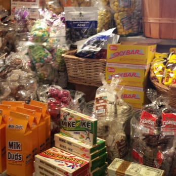 Cracker Barrel Old Country Store - Breakfast & Brunch Near Me - Gallatin, Tennessee Cracker Barrel Old Country Store - Breakfast & Brunch Near Me - Gallatin, Tennessee