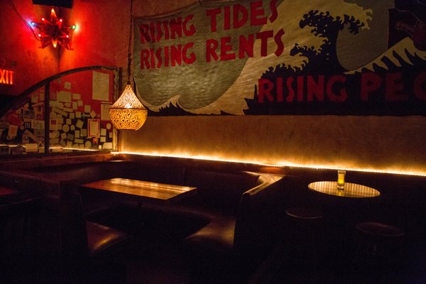 Starr Bar by null