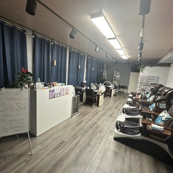Sea Spa - Spa pedicure chairs - Nail Salons Near Me - Santa Rosa, California