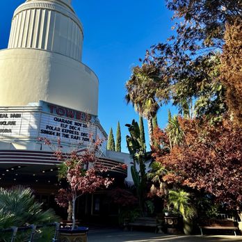 Tower Cafe - Breakfast & Brunch Near Me - Sacramento, California