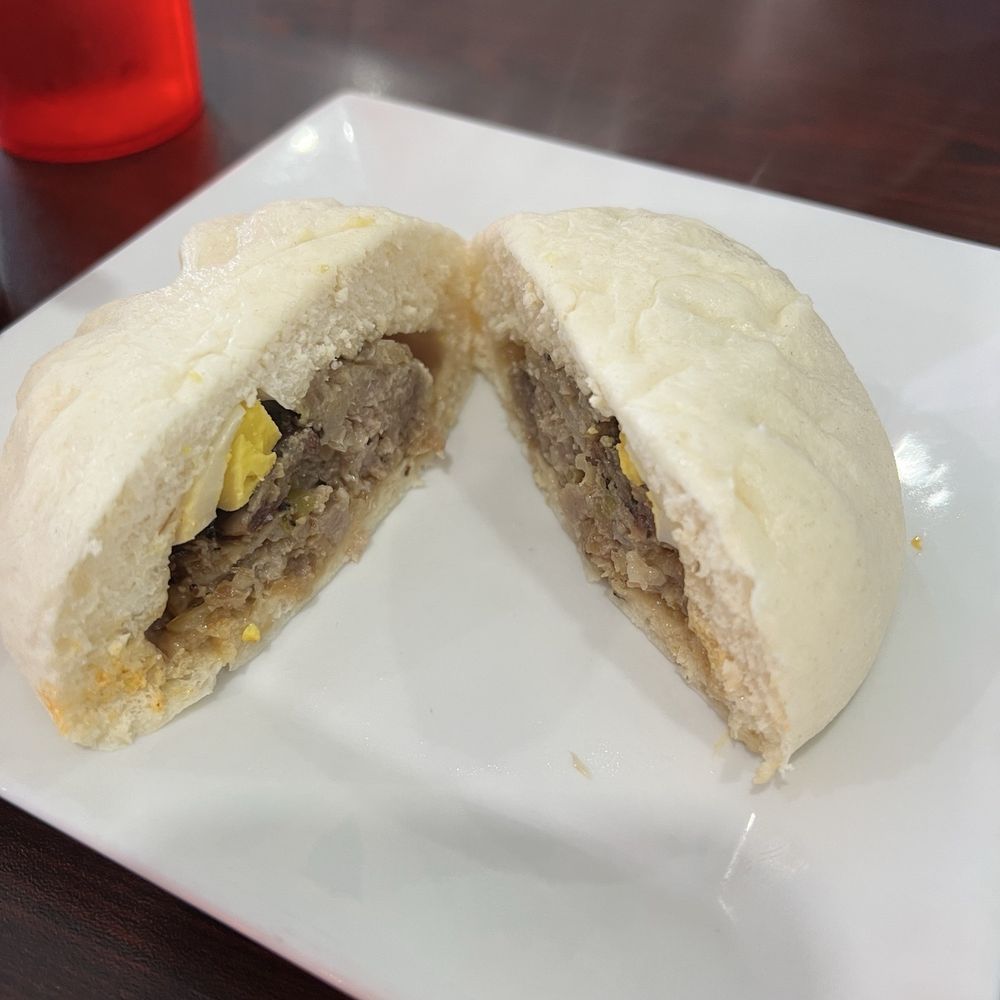 A5. Pork Steam Bun