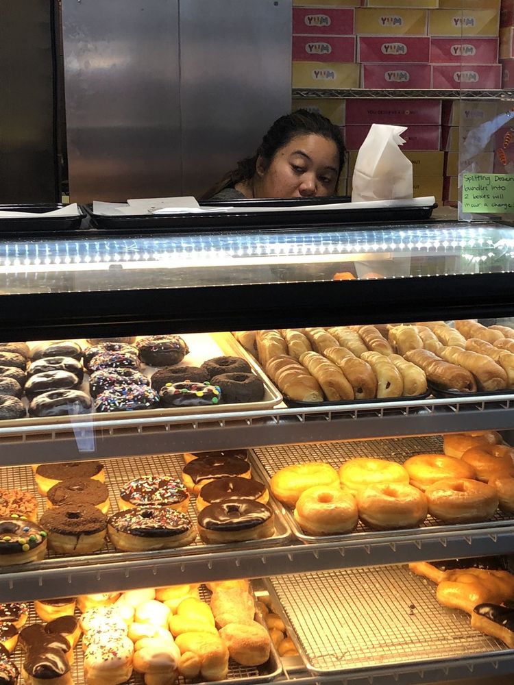 THE DONUT HOLE 16 Photos & 14 Reviews Donuts 1145 Canterbury Rd S