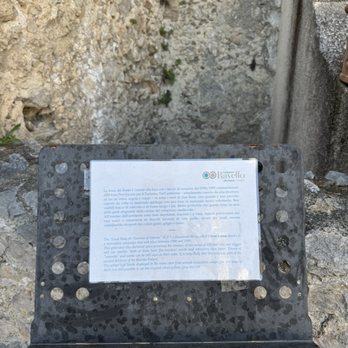 Villa Rufolo - Description on two outdoor ovens that made from lava stone - Botanical Gardens Near Me - Ravello, SA