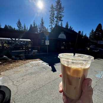 Alpaca Coffee & Tea - Exterior seating to left & cold brew - Coffee & Tea Near Me - Idyllwild, California