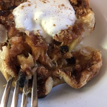 Veg Kitchen + Bar - Peach cobbler - Vegan Near Me - Sacramento, California Veg Kitchen + Bar - Peach cobbler - Vegan Near Me - Sacramento, California
