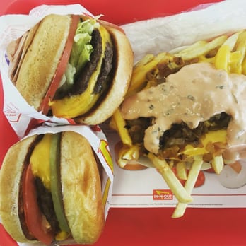 In-N-Out Burger - fried animal style fries - Burgers Near Me - Grapevine, Texas In-N-Out Burger - fried animal style fries - Burgers Near Me - Grapevine, Texas