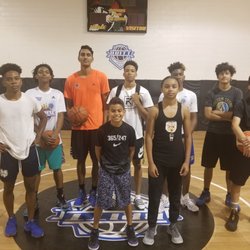 Fasttwitch Kings - JOIN FASTTWITCH KINGS FAMILY