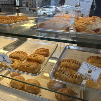 Redondough - The best pastries - Cafes Near Me - Redondo Beach, California Redondough - The best pastries - Cafes Near Me - Redondo Beach, California