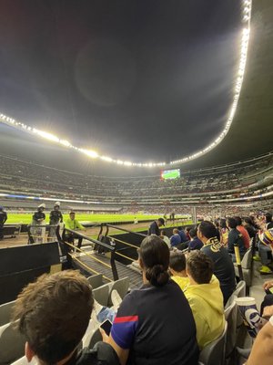 Estadio Azteca by null