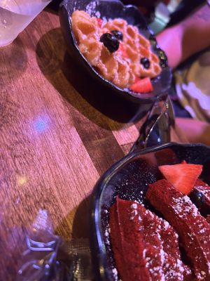 Boogalou Restaurant & Lounge by null