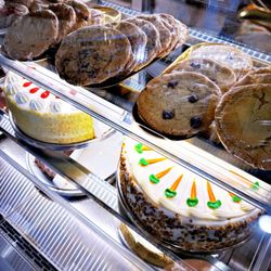 Aladdin's Eatery - Strongsville - Cakes and cookie's