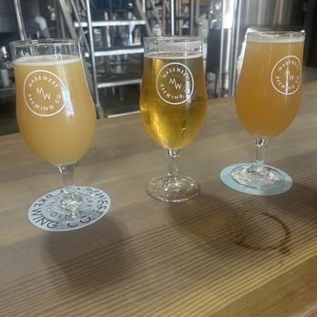 MadeWest Brewing Company - Breweries Near Me - Ventura, California MadeWest Brewing Company - Breweries Near Me - Ventura, California
