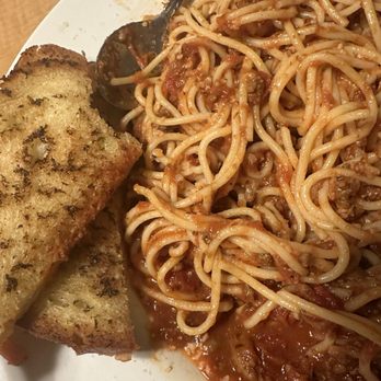 Trankis Restaurant - Spaghetti with meat sauce - Chicken Wings Near Me - Chowchilla, California