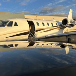 Paine Field Town Car Service - Our luxury Chevy Suburban provides private, reliable ground transportation directly to or from your private jet at the FBO.
