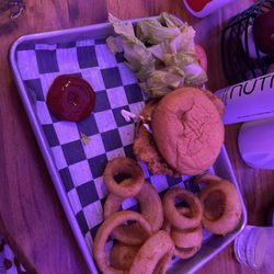 Social Distance Bar And Grill - Chicken sandwich (I took the lettuce and tomato off)