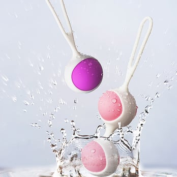 Photographer Jun - Markham product photographer splash therapy smart ball - Session Photography Near Me - Richmond, British Columbia