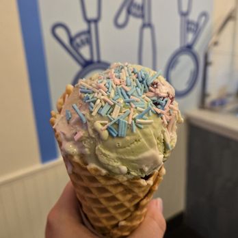 Mayday Ice Cream - Ice Cream & Frozen Yogurt Near Me - Gainesville, Florida