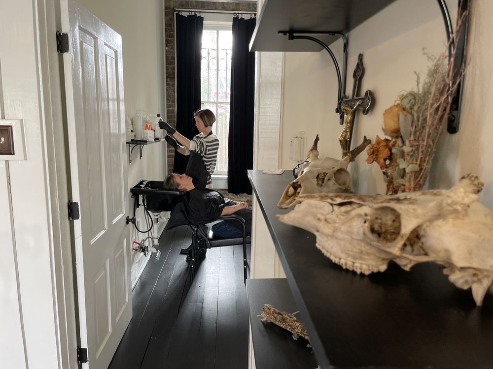 ALTAR HAIR SALON Updated September 2024 113 N Joachim St, Mobile