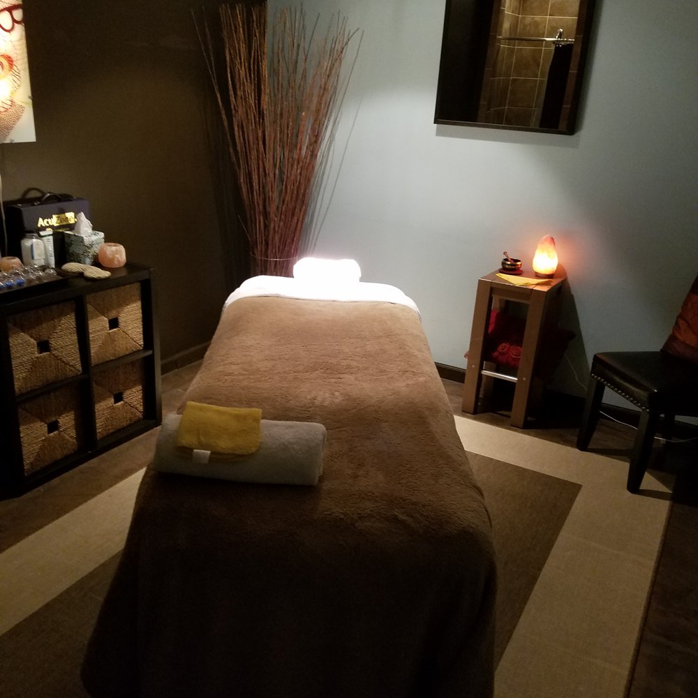 Spa Mariana - Massage room. - Skin Care Near Me - Birmingham, Michigan Spa Mariana - Massage room. - Skin Care Near Me - Birmingham, Michigan
