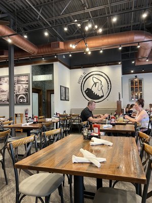 Another Broken Egg Cafe by null