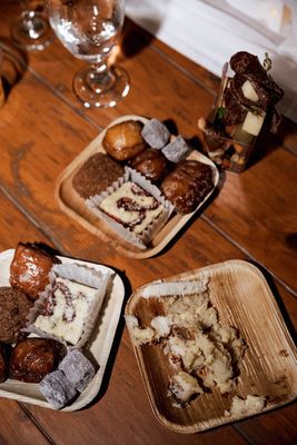 VG Donut & Bakery by null