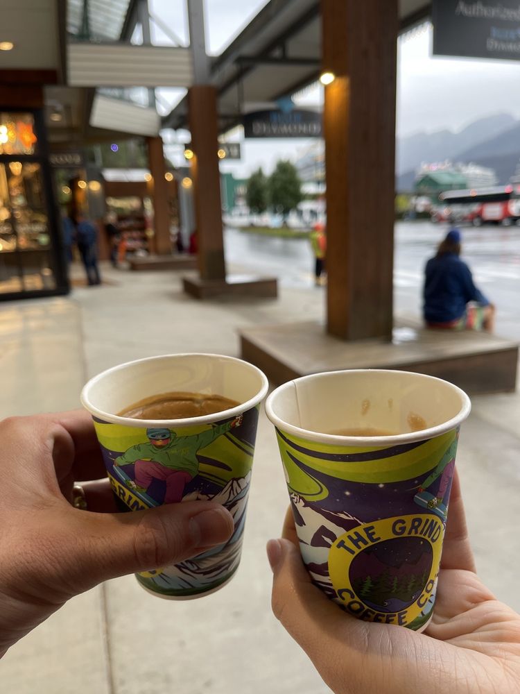 THE GRIND COFFEE Updated July 2024 19 Photos & 17 Reviews 489 S