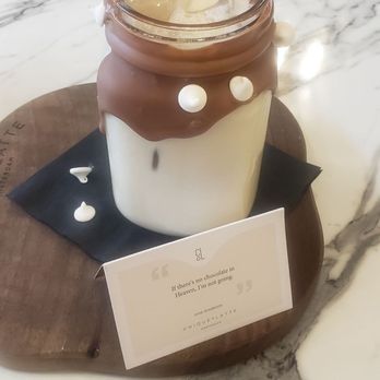 Chiqueolatte - Iced white chocolate is extremely sweet and refreshing - Coffee & Tea Near Me - Chicago, Illinois