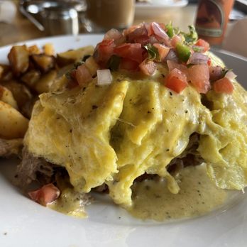The Huckleberry - Pulled Pork Benedict - Breakfast & Brunch Near Me - Louisville, Colorado