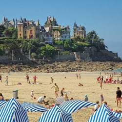 Vedettes de St-Malo - Plage de l'ecluse, Dinard