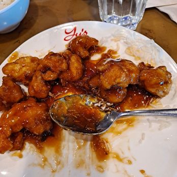Yu's Mandarin - Sesame chicken - Chinese Near Me - Schaumburg, Illinois Yu's Mandarin - Sesame chicken - Chinese Near Me - Schaumburg, Illinois