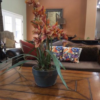 Lakeshore Assisted Living and Memory Care - Assisted Living Facilities Near Me - Rockwall, Texas
