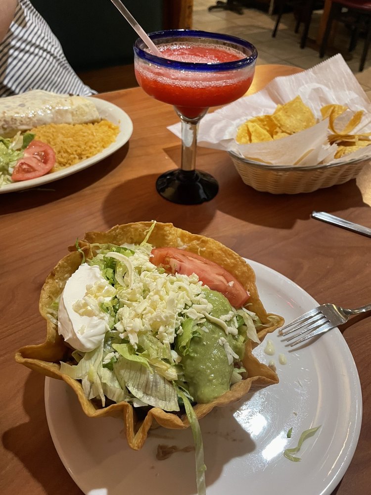 MI HACIENDA Updated August 2024 25 Photos & 24 Reviews 316 Main