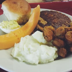 Mary's Kitchen - Standard fry up, I suppose.