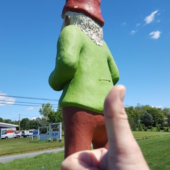Kelder's Farm - The Gnome..thumbs up! :) 8/29/16 - Pick Your Own Farms Near Me - Kerhonkson, New York Kelder's Farm - The Gnome..thumbs up! :) 8/29/16 - Pick Your Own Farms Near Me - Kerhonkson, New York