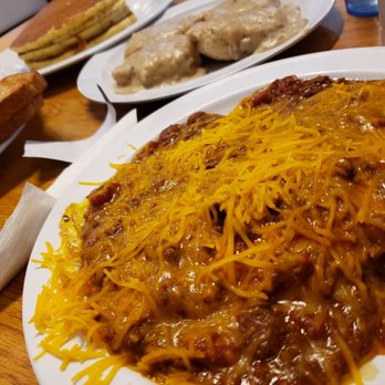 The Scrambler House - Chili omlet with biscuits and gravy - American Near Me - O'Fallon, Missouri The Scrambler House - Chili omlet with biscuits and gravy - American Near Me - O'Fallon, Missouri