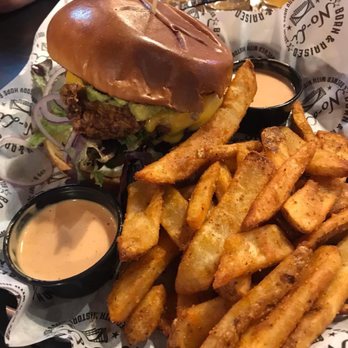 No-Li Brewhouse - Chicken Sandwich with Fries - Pubs Near Me - Spokane, Washington