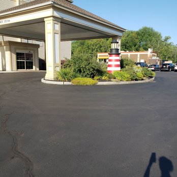 Hampton Inn Waterville - Hotels Near Me - Waterville, Maine