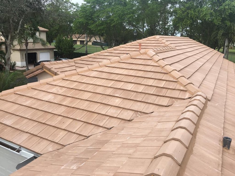 Slide of Advanced Roof Tech