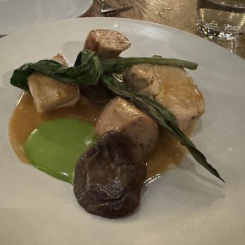 Vicia - Chicken, chicken sausage and mushrooms - New American Near Me - St. Louis, Missouri Vicia - Chicken, chicken sausage and mushrooms - New American Near Me - St. Louis, Missouri