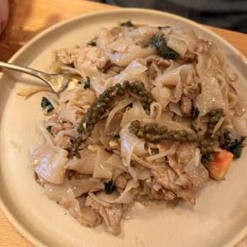 Manaao - "Drunken Noodle" Pad Kee Mao - Thai Near Me - Tustin, California
