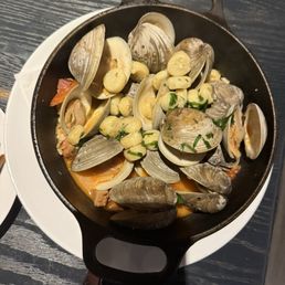 Pot of Clams Pot of Clams