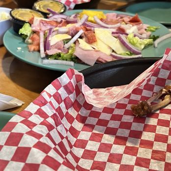 Beef 'O' Brady's - Salad - American Near Me - St. Cloud, Florida