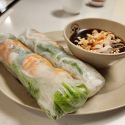 Shrimp Rolls (S)