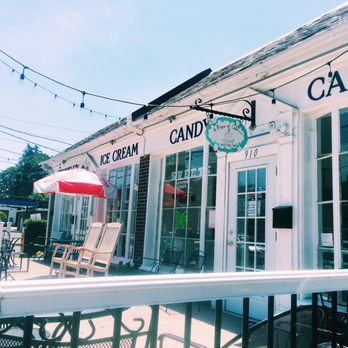 Sprinkles Ice Cream Shoppe - Cute front porch! - Ice Cream & Frozen Yogurt Near Me - Elkins Park, Pennsylvania Sprinkles Ice Cream Shoppe - Cute front porch! - Ice Cream & Frozen Yogurt Near Me - Elkins Park, Pennsylvania