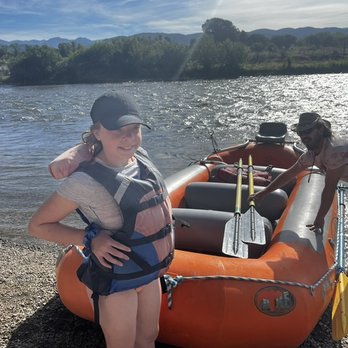 Independent Whitewater - getting ready - Rafting/Kayaking Near Me - Salida, Colorado