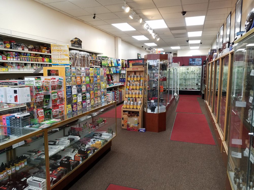 DISCOUNT TOBACCO Updated September 2024 10 Photos 123 Farmington