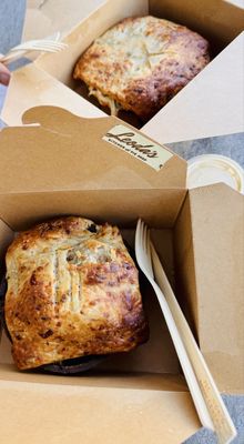 Leoda's Kitchen and Pie Shop by null