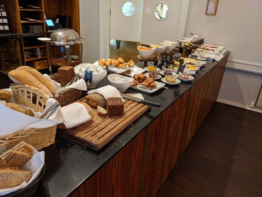 First Hotel Grand by null